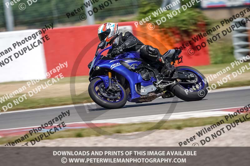 donington no limits trackday;donington park photographs;donington trackday photographs;no limits trackdays;peter wileman photography;trackday digital images;trackday photos